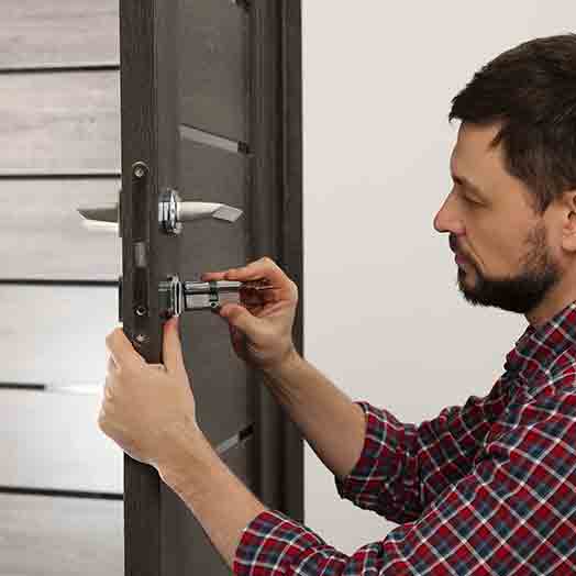 Locksmith in Suwanee